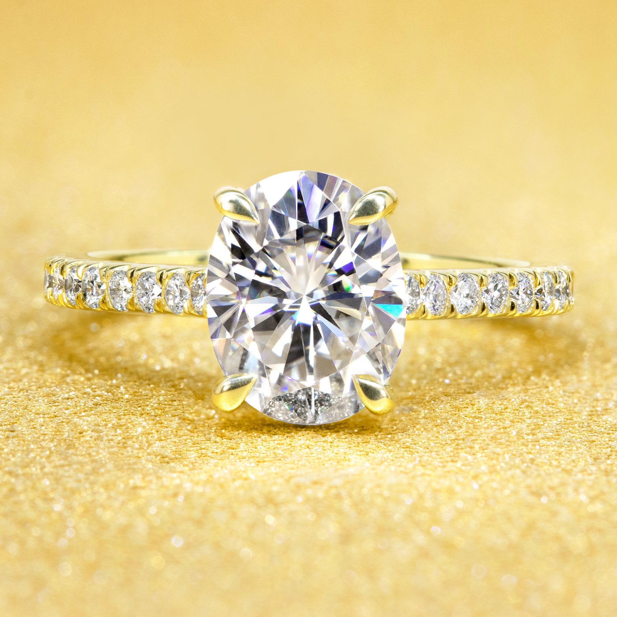 Cathedral engagement ring, a classic and elegant ring style that the band creates an arc, allowing the focus to be centered on the center stone.