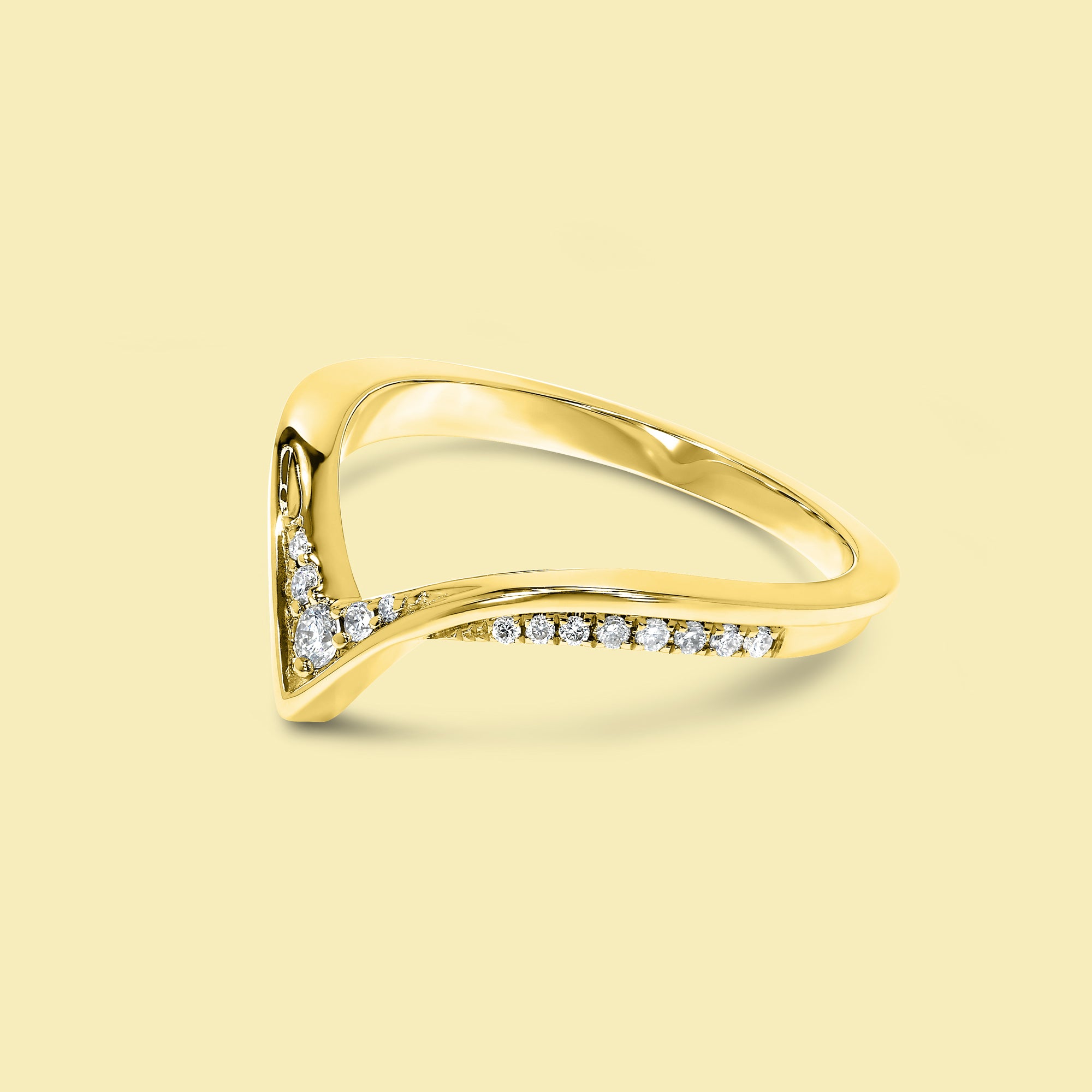 The Nova, V-Shaped Pavé Diamond Band
