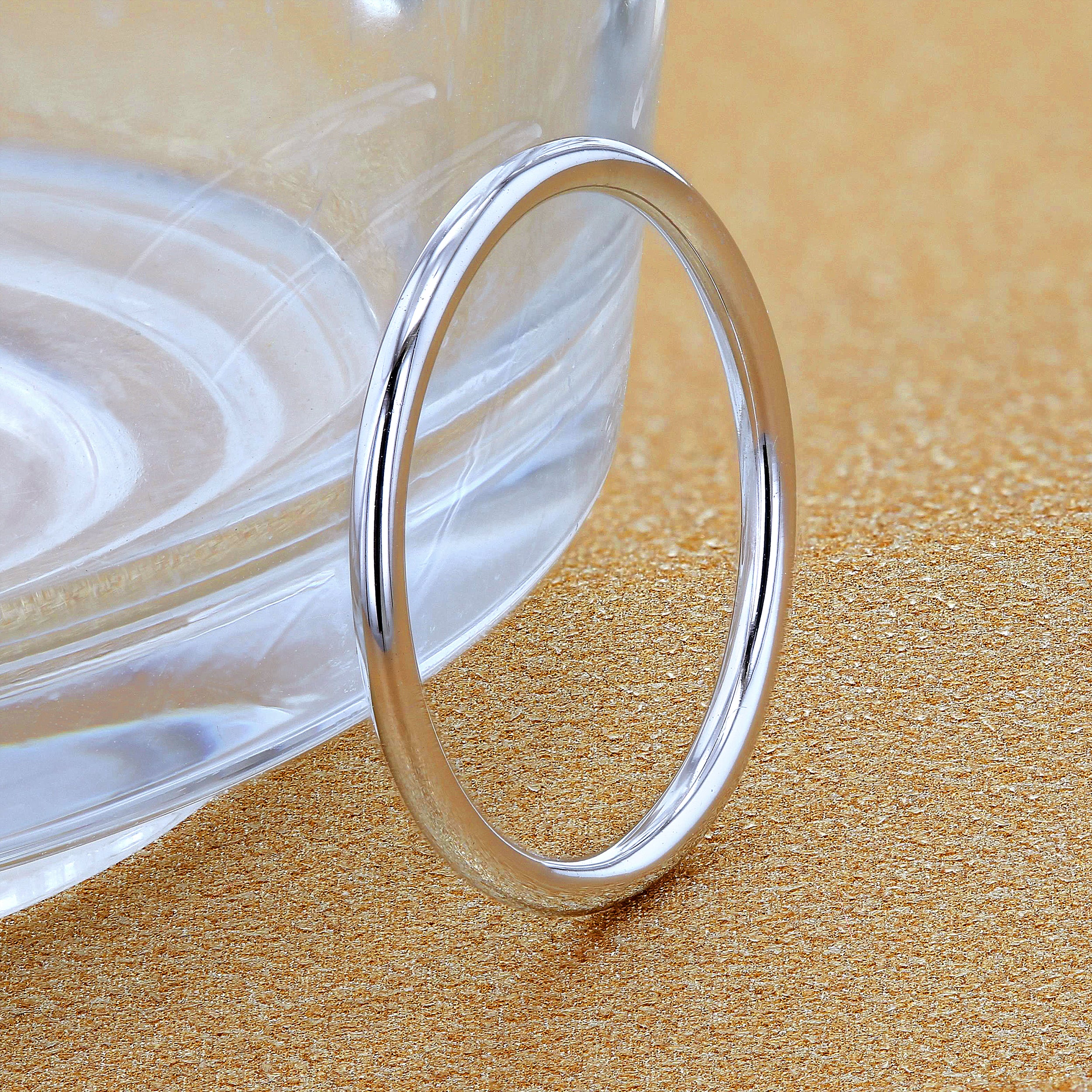 18K Gold Minimalistic Thin and Dainty Stackable Halo Wedding Band | Earthena Jewelry