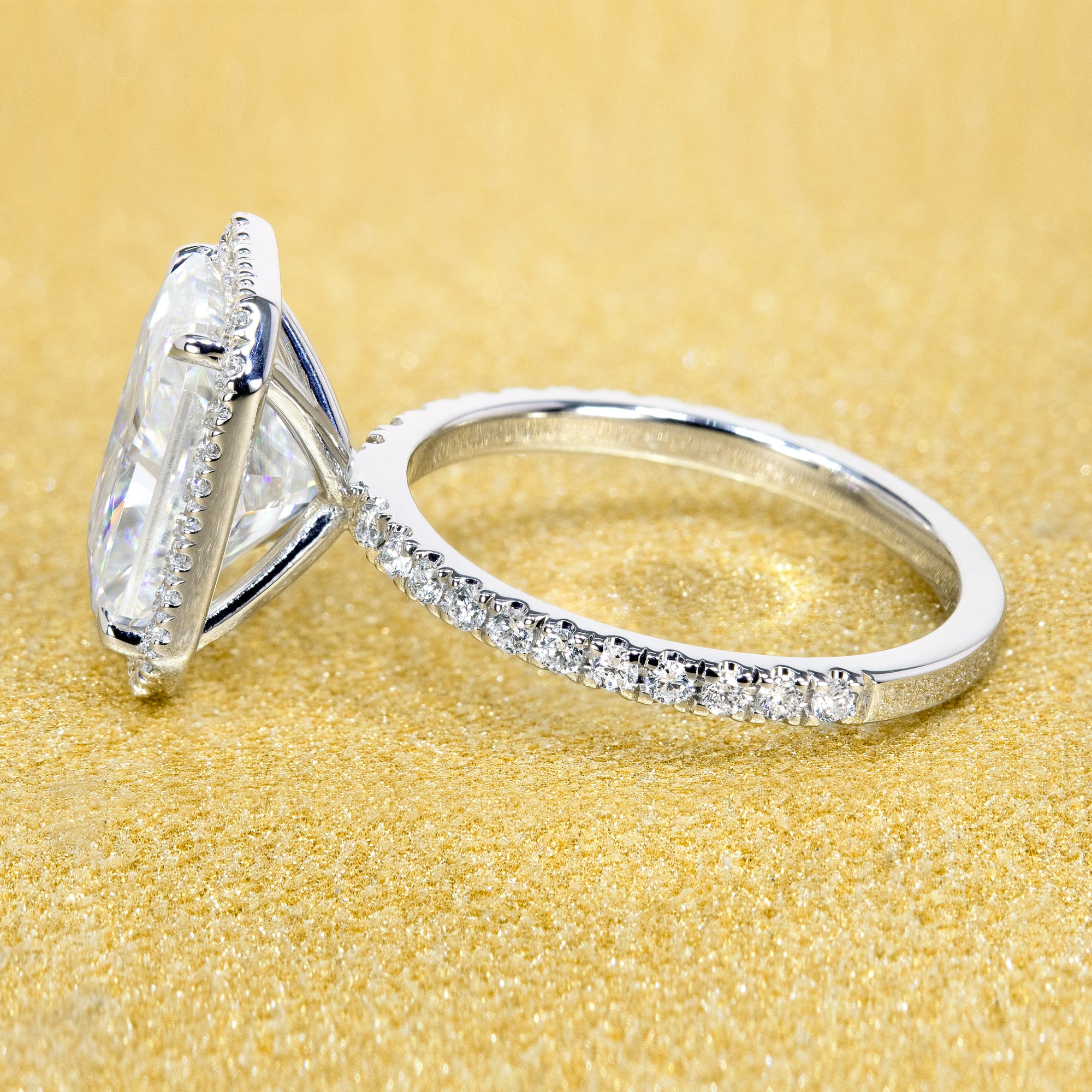 14K Gold Classic 2.7ct Radiant-cut Halo Moissanite and Diamond Engagement Ring | Earthena Jewelry