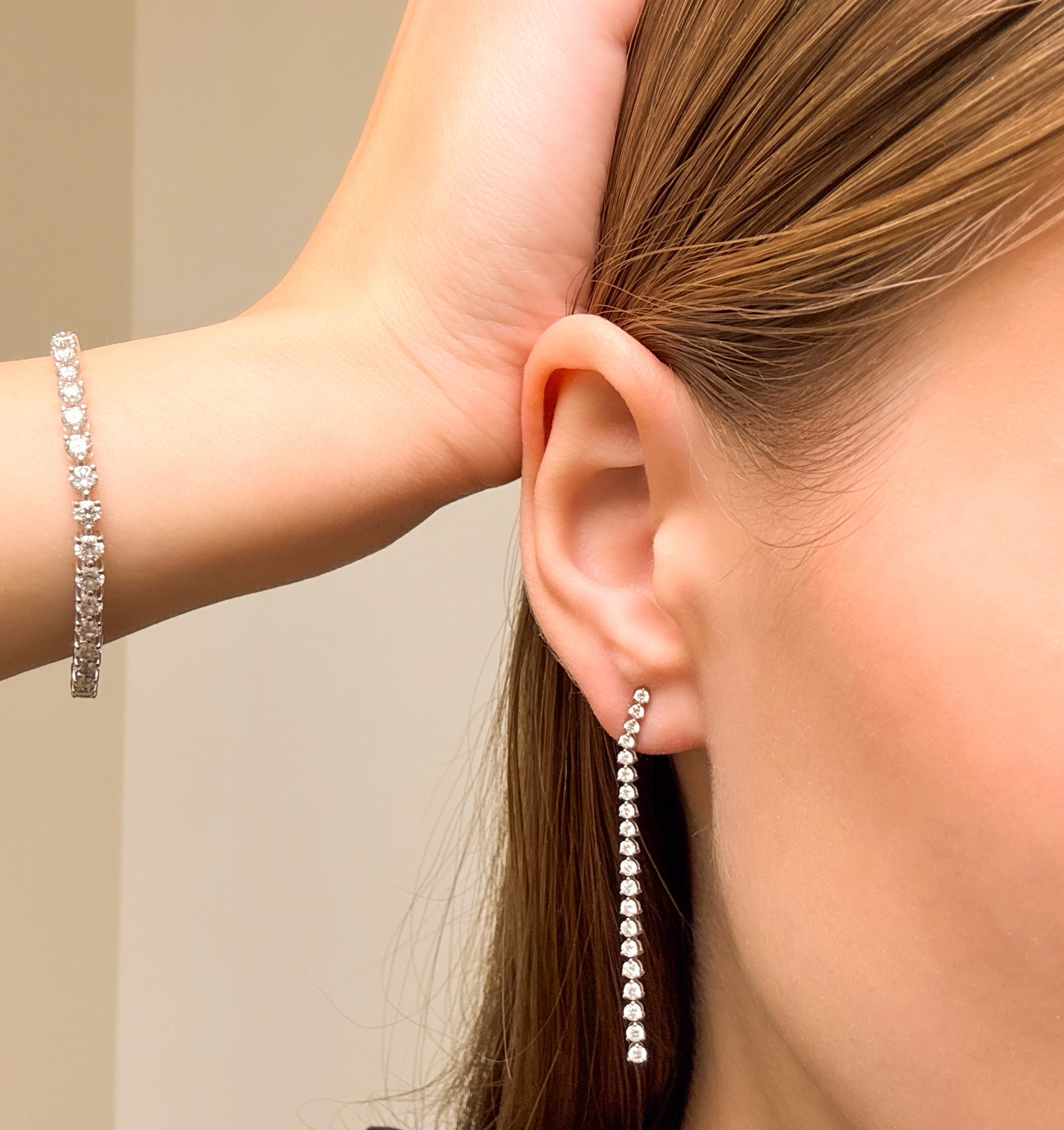 The Naomi, Dangle Drop Diamond Earrings
