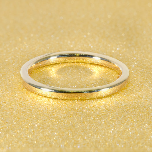 14K Gold Classic and Minimalistic Stackable Wedding Band | Earthena Jewelry